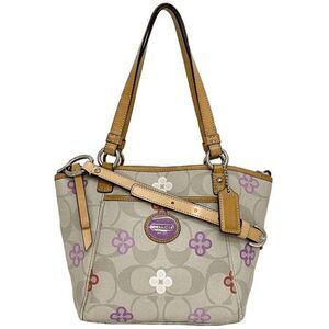 Coach F22226 Y2K Signature Payton Clover Tote (Tan/Signature/Multi)
